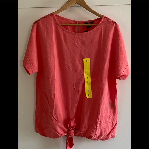 Ladies tie front top - Picture 2 of 4